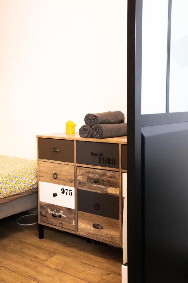 Appart Cosy Entre Vieux Port Et Marche Central La Rochelle  Exterior photo